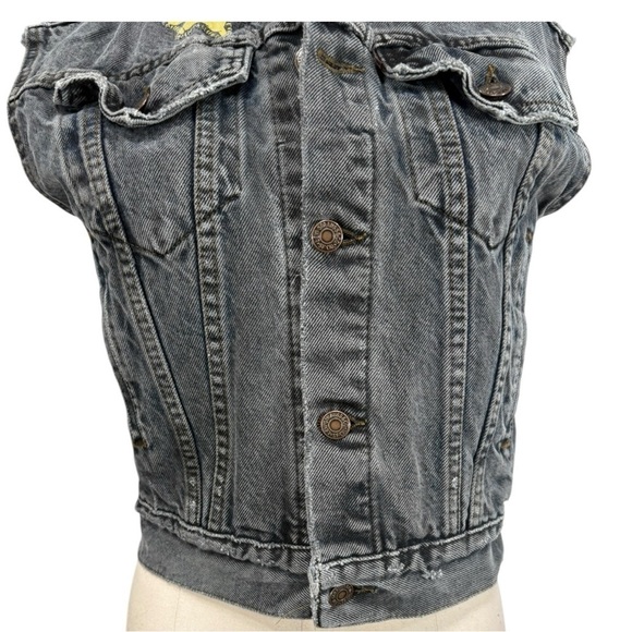 Vintage Levi's Pokemon Denim Vest Size Small - Picture 3 of 9